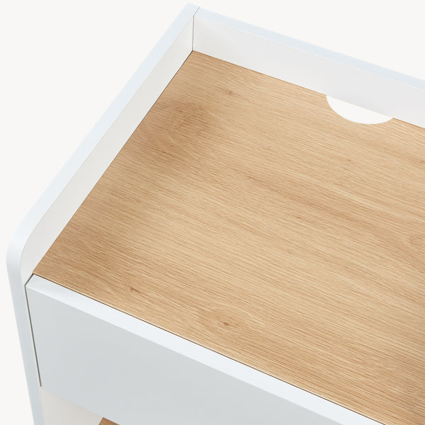 Nachttisch Kuorshare 55x42x37 cm Weiß/Eicheoptik [en.casa]