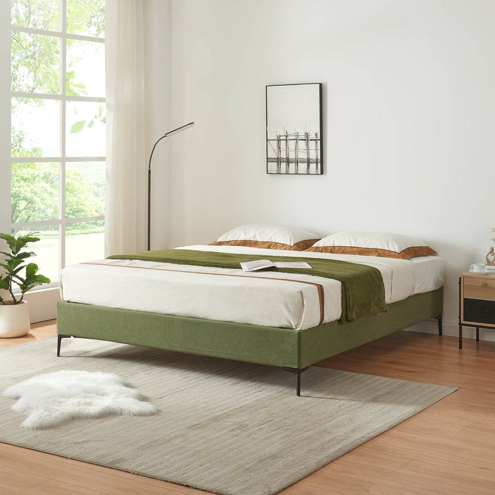Doppelbett Lilla [en.casa]