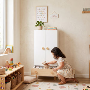 Kinderkleiderschrank Vaarentaa [en.casa]