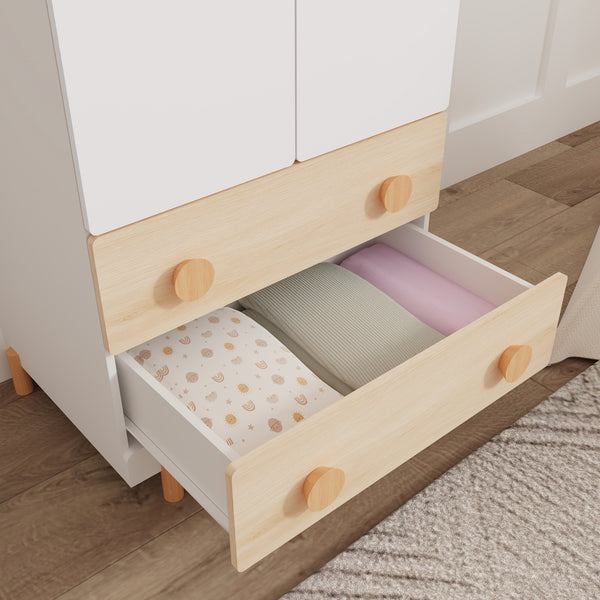 Kinderkleiderschrank Vaarentaa [en.casa]