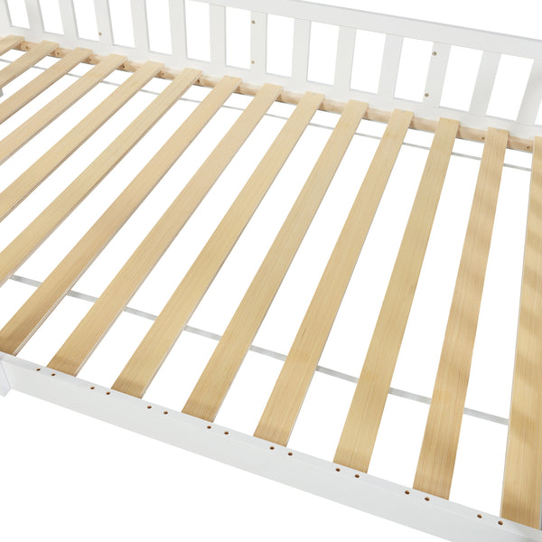 Hausbett mit Rausfallschutz Ydre Weiß Kiefernholz [en.casa]