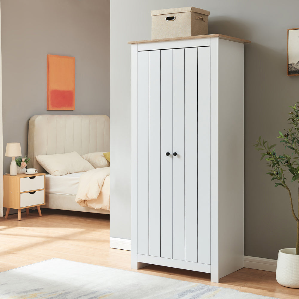 Kleiderschrank Trorjam [en.casa]
