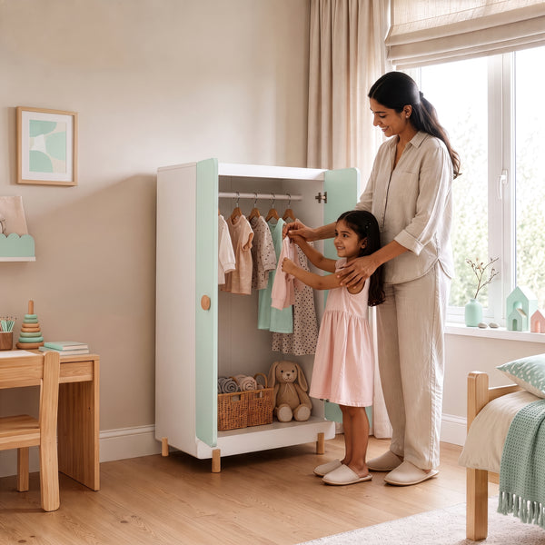 Kinderkleiderschrank Vaarentaa [en.casa]