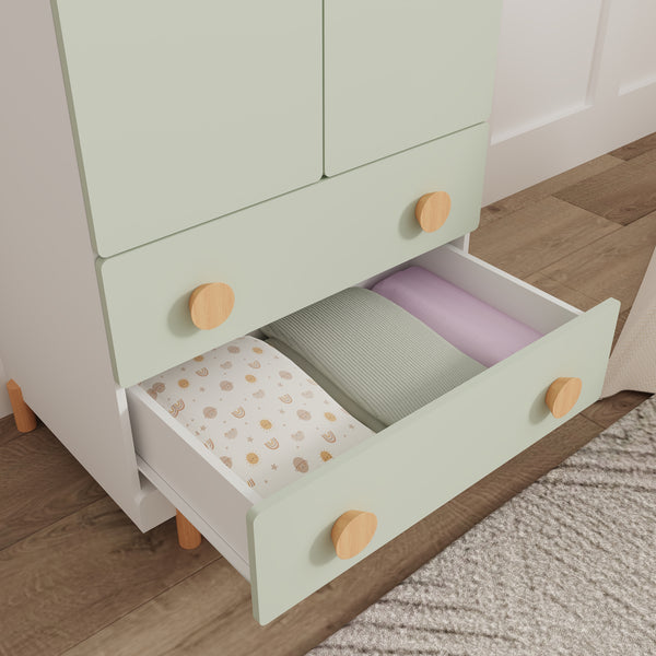 Kinderkleiderschrank Vaarentaa [en.casa]