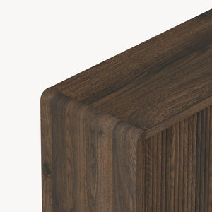 Sideboard Lukkodso mit Türen und Fächern [en.casa]